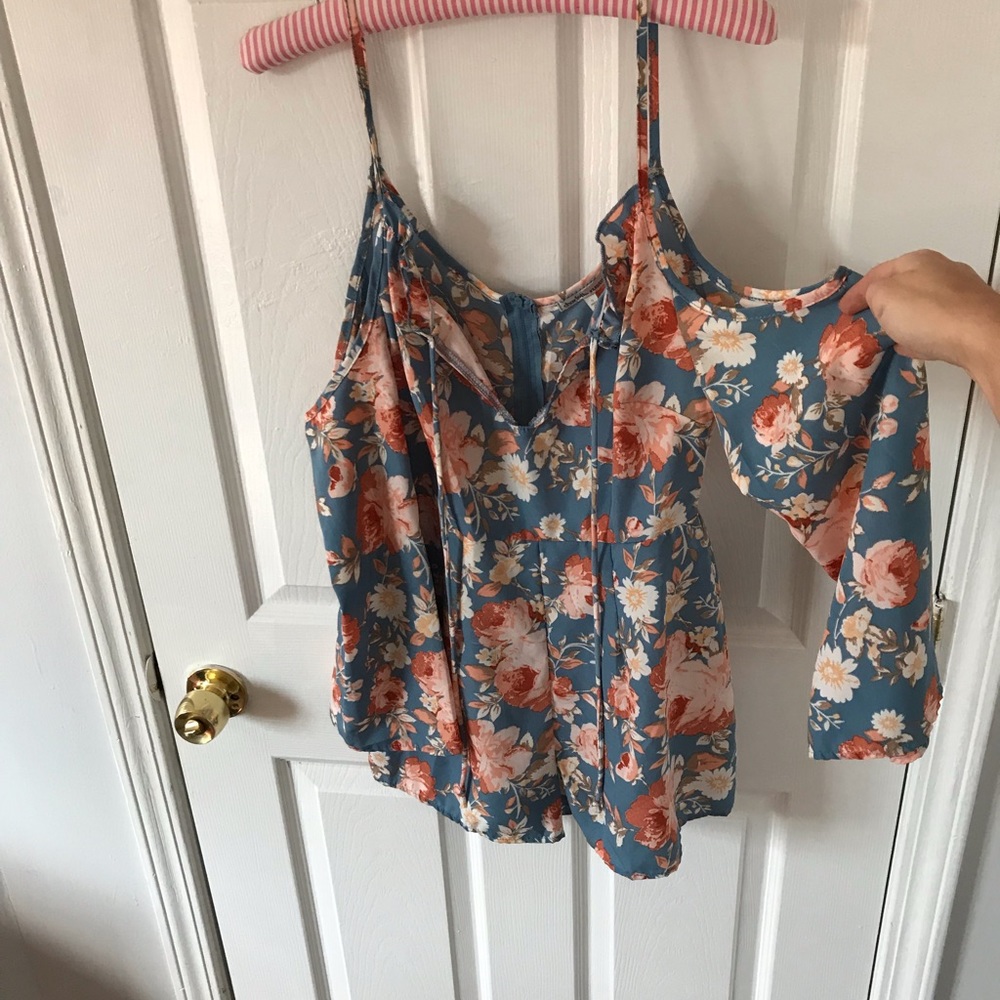 Romper - Picture 2 of 3